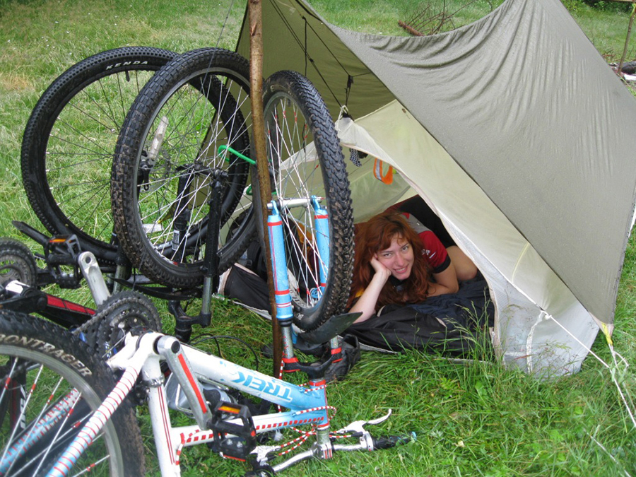 палатка для велопохода