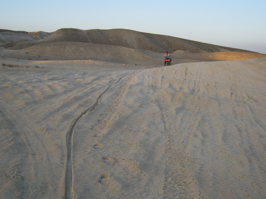 песок в Иудейской пустыне